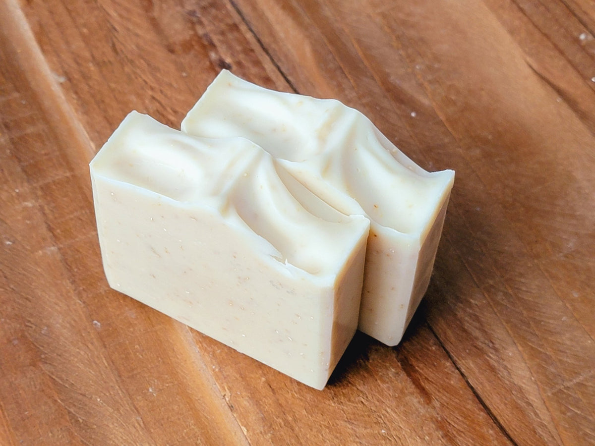 DIY Goat Milk Soap Bar Recipe - How to Make Goat Milk Soap at Home –  VedaOils