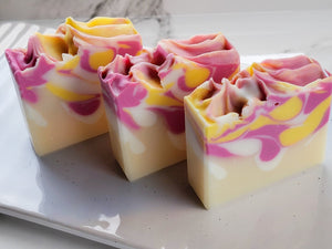 HONEYSUCKLE JASMINE Artisan Soap - Syringa Soapery