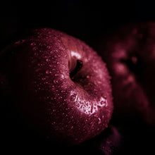 Load image into Gallery viewer, VAMPIRE BAT 100% Soy Wax Melt