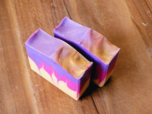 Load image into Gallery viewer, AFRICAN DAISY Artisan Soap - Syringa Soapery