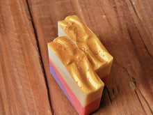 Load image into Gallery viewer, BROWN SUGAR &amp; FIG Artisan Soap - Syringa Soapery