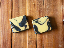 Load image into Gallery viewer, HONEY LAVENDER Artisan Soap - Syringa Soapery