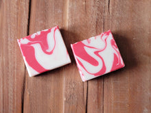 Load image into Gallery viewer, PEPPERMINT TWIST Artisan Soap - Syringa Soapery